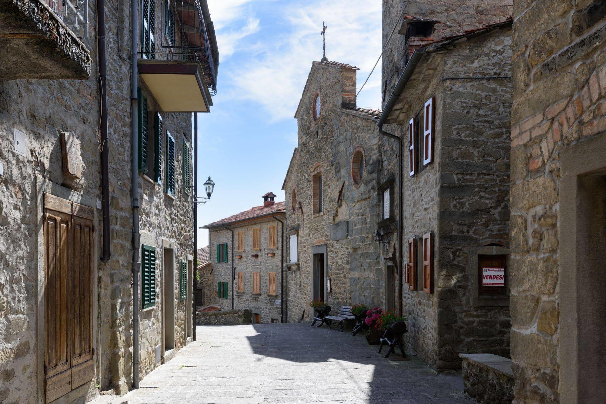 Borgo Dei Corsi Holiday House Reggiolo Eksteriør billede